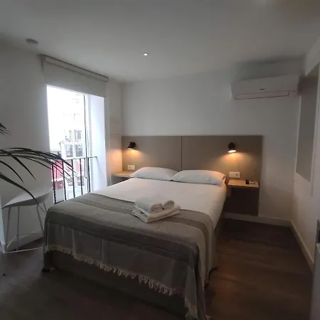 L1 - Disfruta En Os Vinos A Dos Pasos De La Catedral